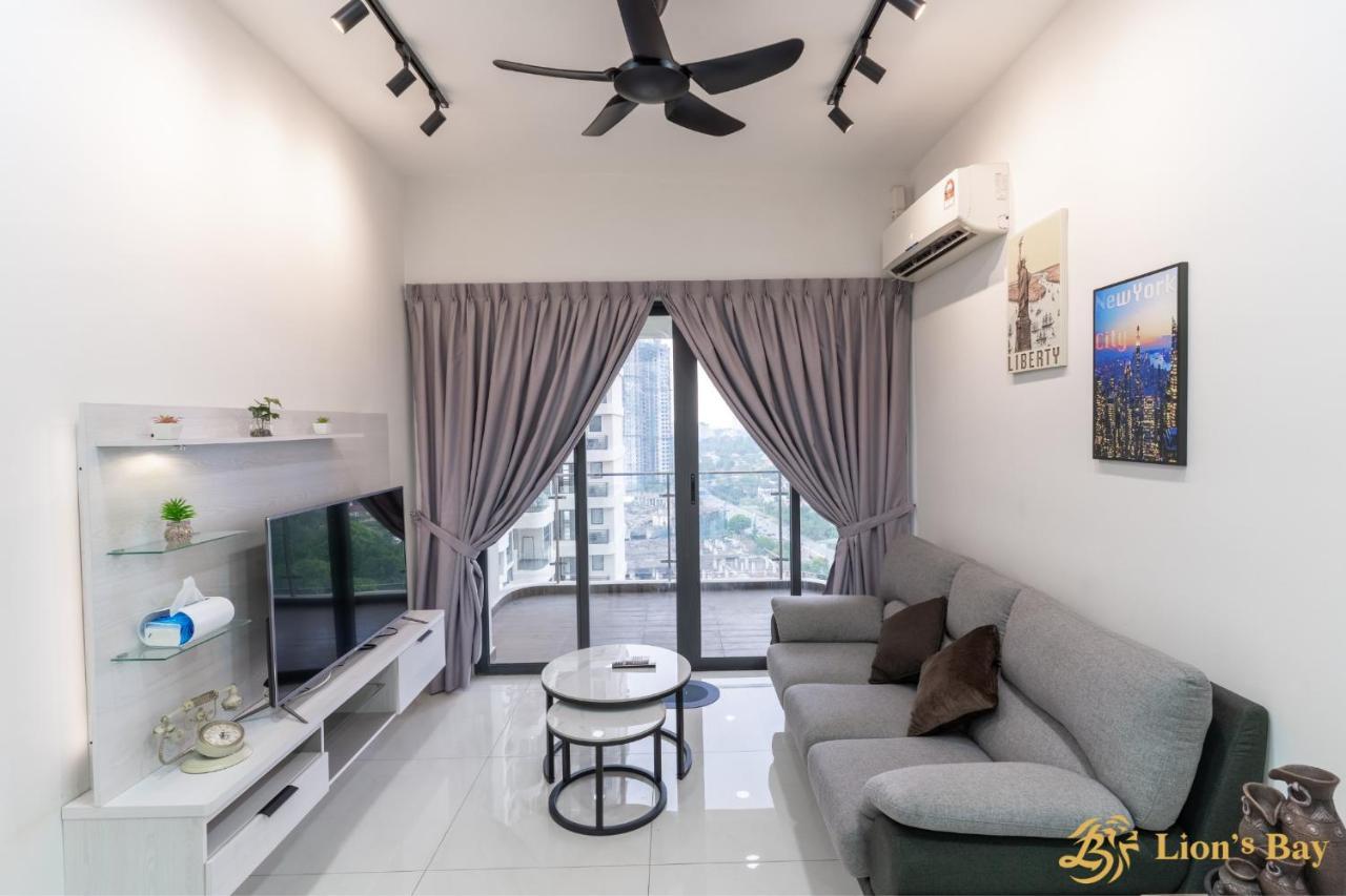 Ferienwohnung Sea View Country Garden Danga Bay By Lionsbay Johor Bahru Zimmer foto