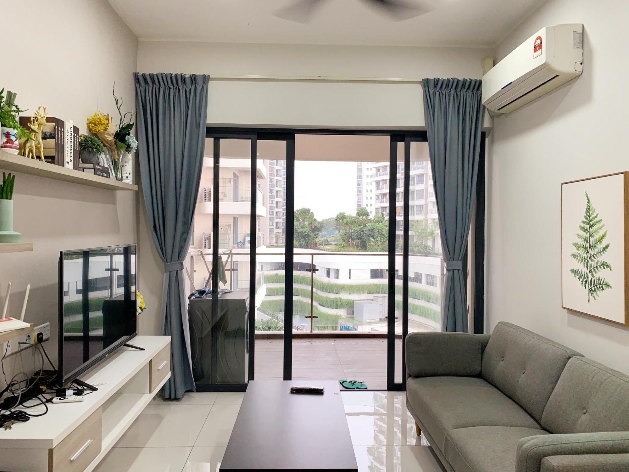 Ferienwohnung Sea View Country Garden Danga Bay By Lionsbay Johor Bahru Zimmer foto