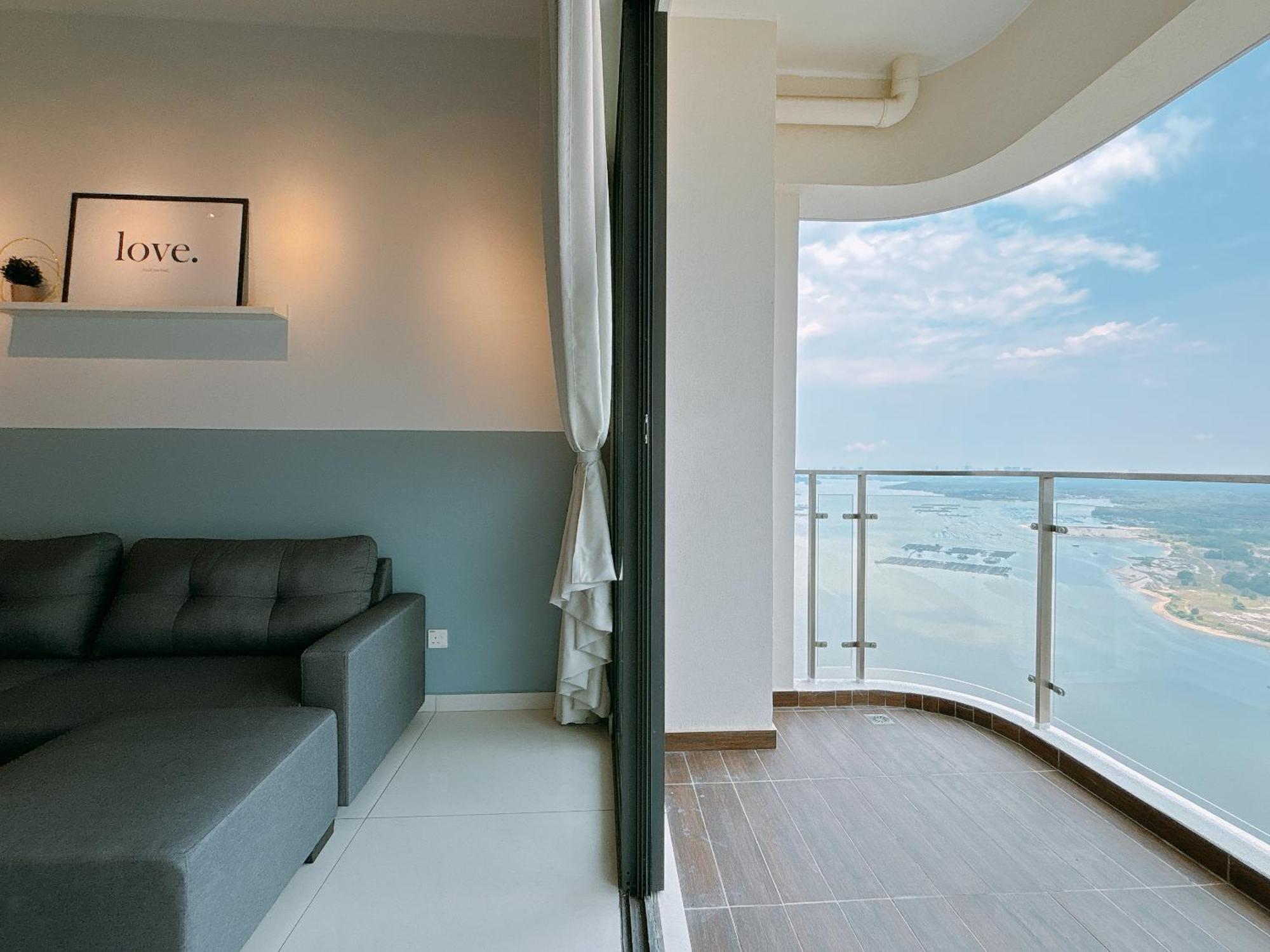 Ferienwohnung Sea View Country Garden Danga Bay By Lionsbay Johor Bahru Zimmer foto