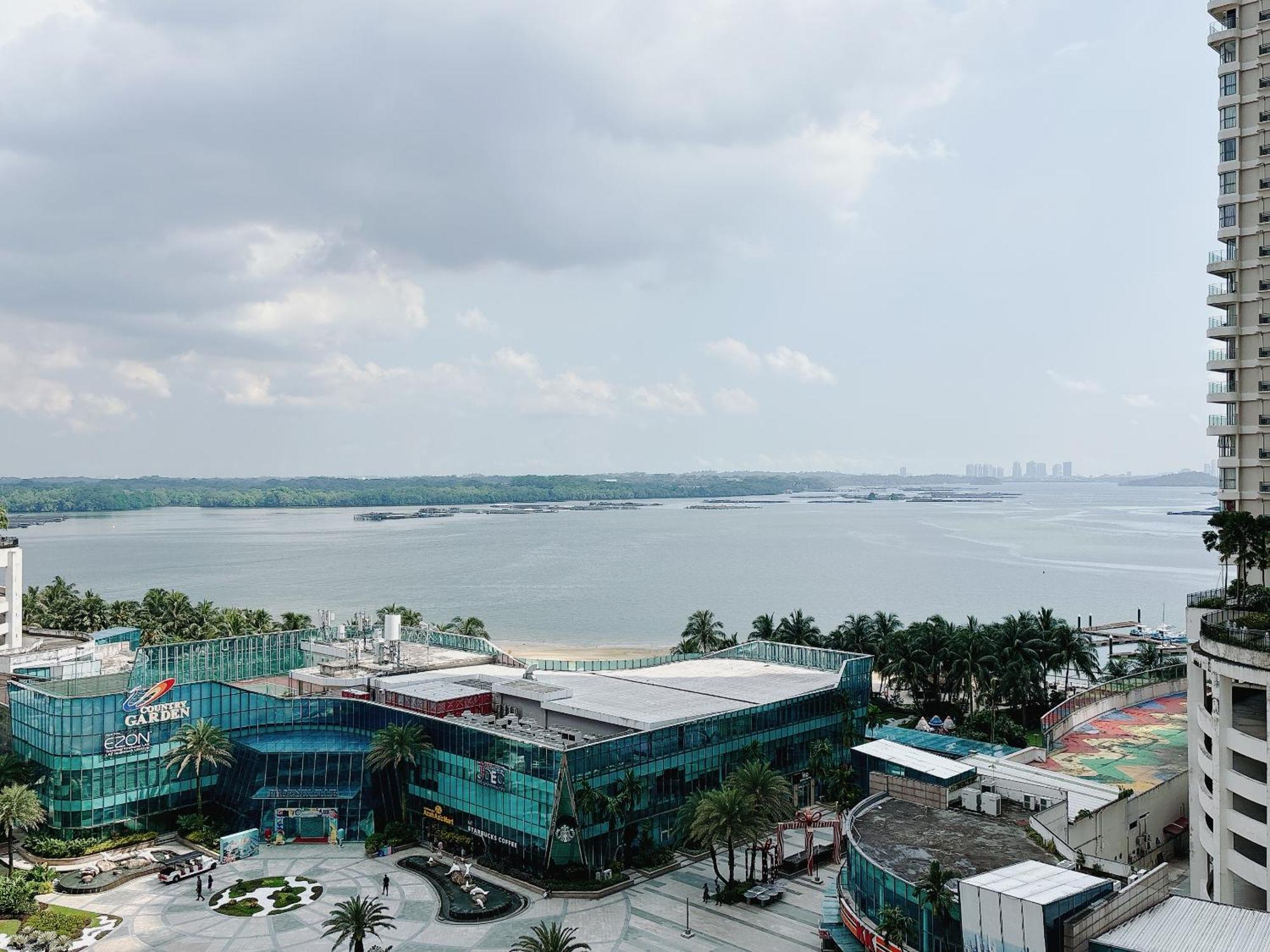 Ferienwohnung Sea View Country Garden Danga Bay By Lionsbay Johor Bahru Zimmer foto